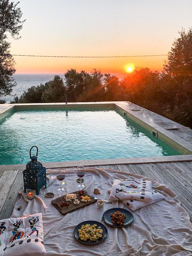 Shavilla Kalkan - Yali ' Da Korunakli 1+1 Villa Патара Экстерьер фото